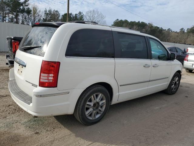 Photo 3 from auction – 2010 CHRYSLER TOWN & COU with VIN 2A4RR6DXXAR149041