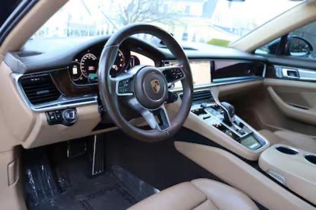 Photo 10 from auction – 2017 PORSCHE PANAMERA 4 with VIN WP0AB2A71HL122494