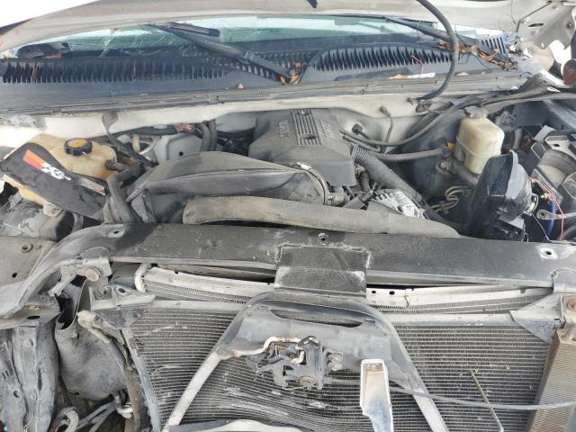 Photo 11 from auction – 2000 CHEVROLET SILVERADO with VIN 2GCEC19V7Y1402082