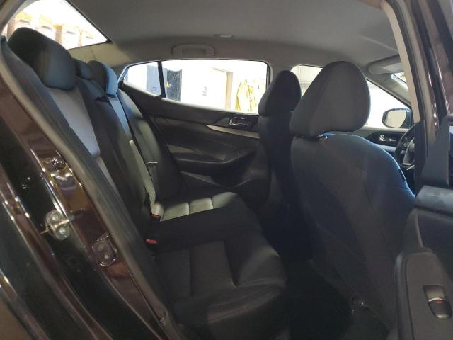 Photo 10 from auction – 2017 NISSAN MAXIMA 3.5 with VIN 1N4AA6AP1HC360202