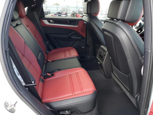 Photo 11 from auction – 2024 PORSCHE CAYENNE with VIN WP1AA2AY5RDA12912
