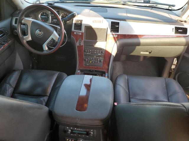 Photo 8 from auction – 2011 CADILLAC ESCALADE L with VIN 1GYS4BEF7BR162383