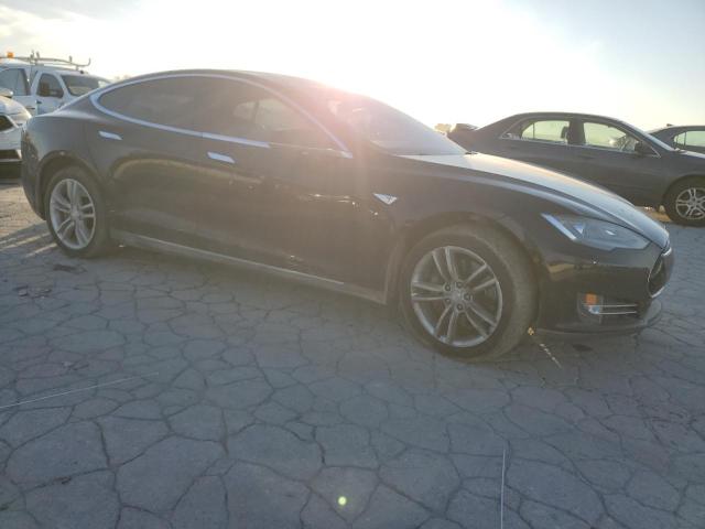 Снимка 4 от търг – 2012 TESLA MODEL S с VIN 5YJSA1DP9CFS00531