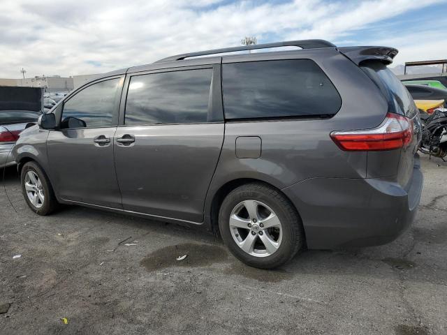 Photo 2 from auction – 2017 TOYOTA SIENNA LE with VIN 5TDKZ3DC3HS767855
