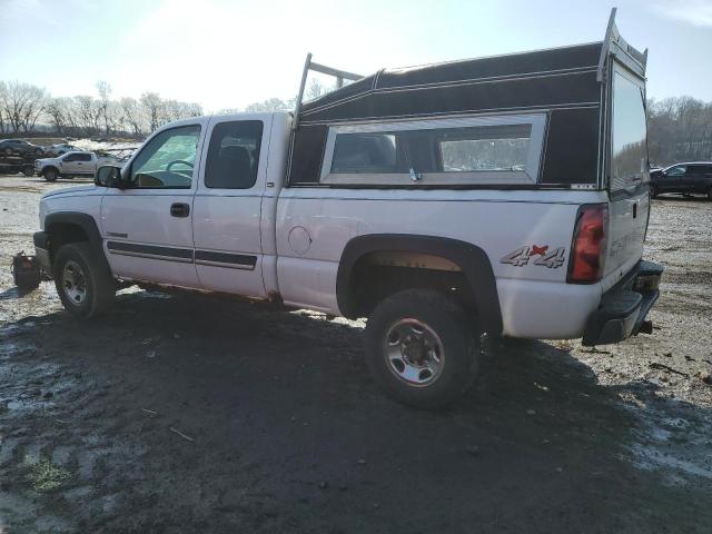 Photo 2 from auction – 2004 CHEVROLET SILVERADO with VIN 1GCHK29U74E104458