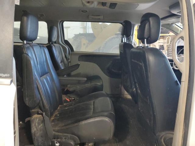 Photo 11 from auction – 2013 CHRYSLER TOWN & COU with VIN 2C4RC1BG1DR657934