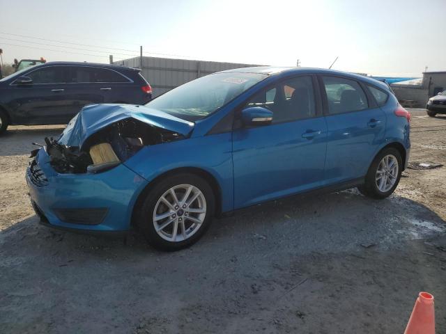 FORD FOCUS SE 2015 with VIN 1FADP3K28FL318006 - Photo from auction