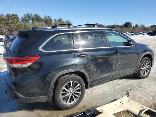 Photo 3 from auction – 2017 TOYOTA HIGHLANDER with VIN 5TDJZRFH3HS368810
