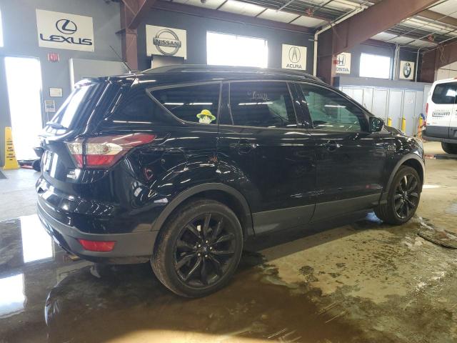 Photo 3 from auction – 2017 FORD ESCAPE SE with VIN 1FMCU9GD9HUC70875