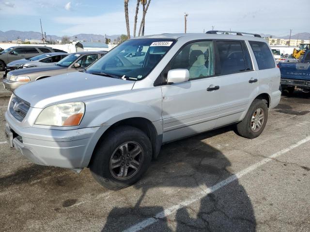 HONDA PILOT EX 2004 with VIN 2HKYF18454H585357 - Photo from auction