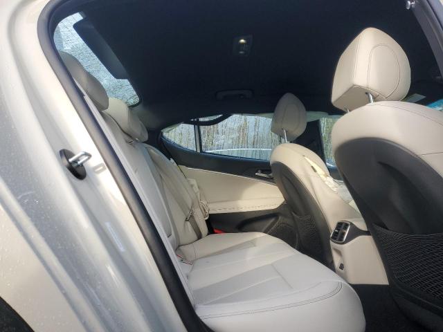 Photo 10 from auction – 2025 GENESIS G70 BASE with VIN KMTG34SC8SU153176