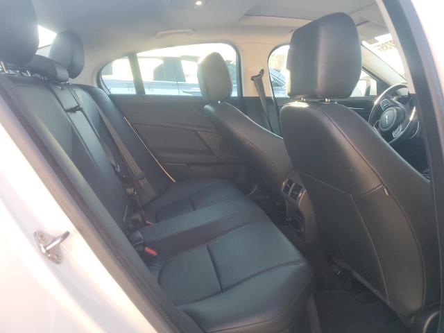 Photo 10 from auction – 2017 JAGUAR XE PREMIUM with VIN SAJAD4BV1HA953977
