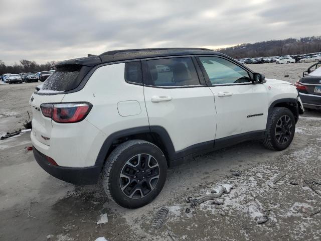 Photo 3 from auction – 2018 JEEP COMPASS TR with VIN 3C4NJDDB9JT451308