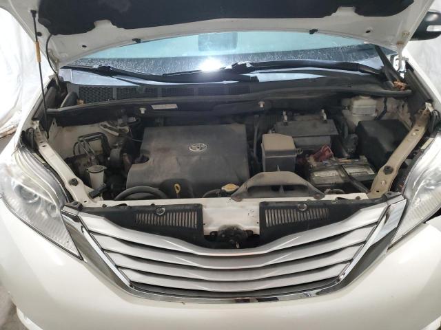 Photo 12 from auction – 2013 TOYOTA SIENNA XLE with VIN 5TDDK3DC0DS070912