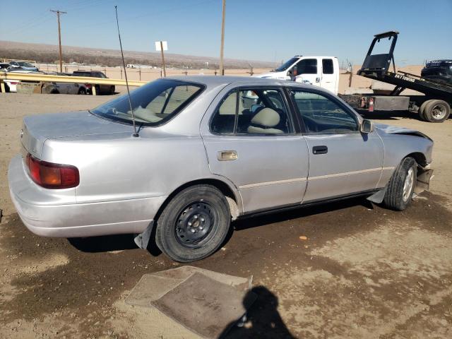 Photo 3 from auction – 1996 TOYOTA CAMRY with VIN 4T1BG12K0TU744733