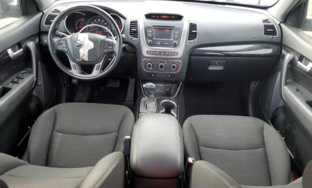Photo 8 from auction – 2014 KIA SORENTO LX with VIN 5XYKTDA74EG461884