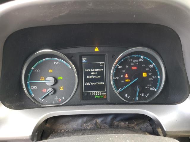 Photo 9 from auction – 2018 TOYOTA RAV4 HV LI with VIN JTMDJREV0JD155083