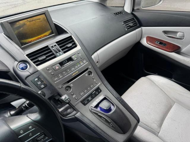 Photo 10 from auction – 2010 LEXUS HS 250H with VIN JTHBB1BA3A2021136
