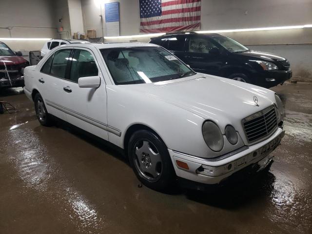 Photo 4 from auction – 1997 MERCEDES-BENZ E 420 with VIN WDBJF72F6VA263199