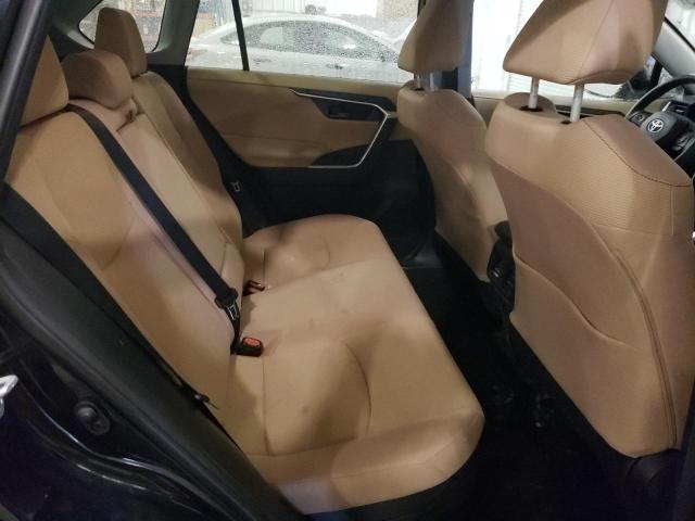 Photo 11 from auction – 2019 TOYOTA RAV4 LE with VIN 2T3LWRFV2KW045930