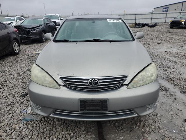 Photo 5 from auction – 2005 TOYOTA CAMRY LE with VIN 4T1BE32K35U566899