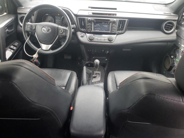 Photo 8 from auction – 2018 TOYOTA RAV4 SE with VIN JTMNFREV1JD118033