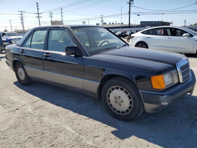 Photo 4 from auction – 1991 MERCEDES-BENZ 190 E 2.6 with VIN WDBDA29D8MF815385