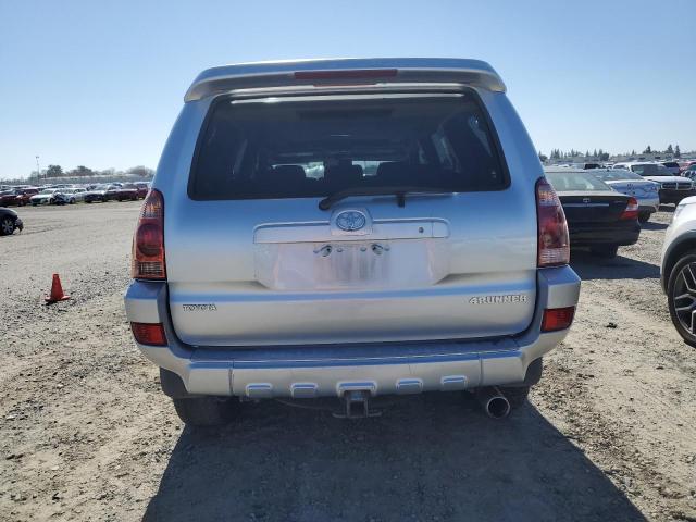 Photo 6 from auction – 2005 TOYOTA 4RUNNER SR with VIN JTEZU14R150061032