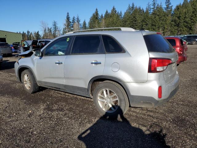 Photo 2 from auction – 2015 KIA SORENTO LX with VIN 5XYKT3A67FG597641