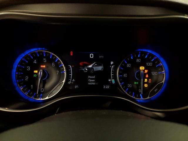 Photo 9 from auction – 2017 CHRYSLER PACIFICA L with VIN 2C4RC1GG7HR599116