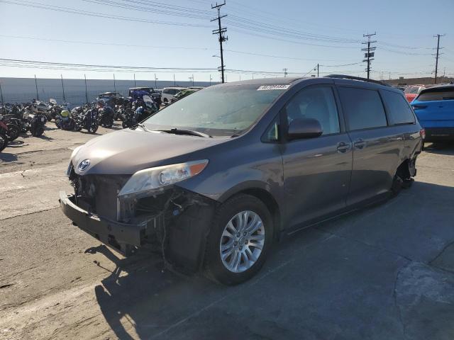 TOYOTA SIENNA XLE 2014 with VIN 5TDYK3DCXES511402 - Photo from auction