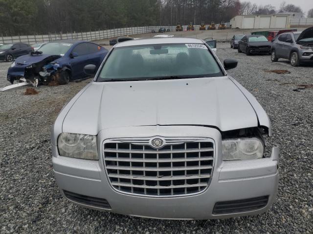 Photo 5 from auction – 2007 CHRYSLER 300 with VIN 2C3KA43R57H821192