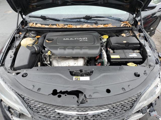 Photo 11 from auction – 2015 CHRYSLER 200 LIMITE with VIN 1C3CCCAB2FN680862