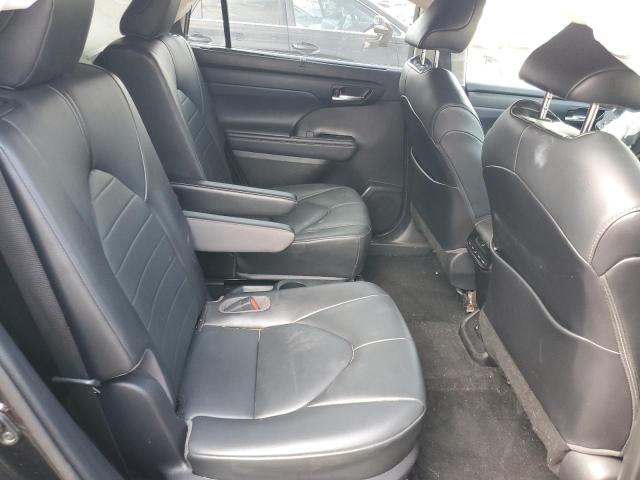 Photo 11 from auction – 2021 TOYOTA HIGHLANDER with VIN 5TDGZRAH9MS075926