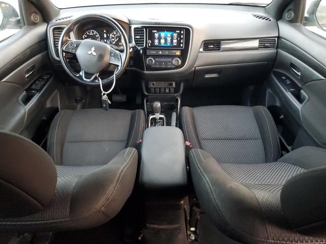 Photo 8 from auction – 2018 MITSUBISHI OUTLANDER with VIN JA4AD3A30JZ060435