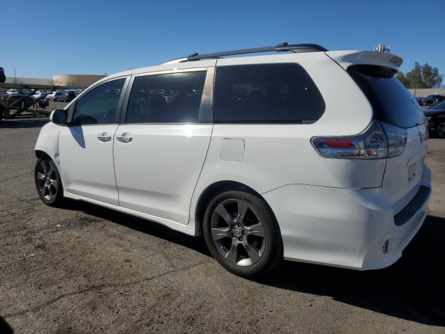 Photo 2 from auction – 2015 TOYOTA SIENNA SPO with VIN 5TDXK3DC6FS594176