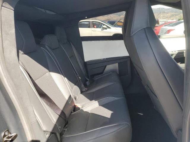 Снимка 10 от търг – 2024 TESLA CYBERTRUCK с VIN 7G2CEHEE0RA031839