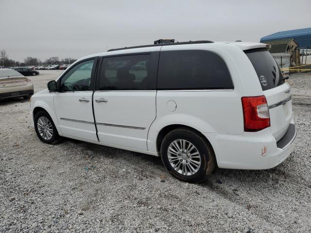 Photo 2 from auction – 2015 CHRYSLER TOWN & COU with VIN 2C4RC1CG0FR573041