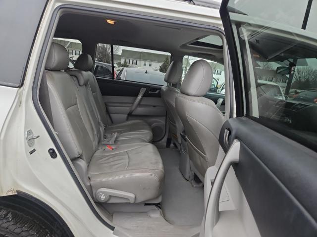 Photo 6 from auction – 2010 TOYOTA HIGHLANDER with VIN 5TDJK3EH3AS009885