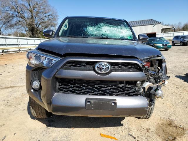 Photo 5 from auction – 2018 TOYOTA 4RUNNER SR with VIN JTEBU5JR4J5541933