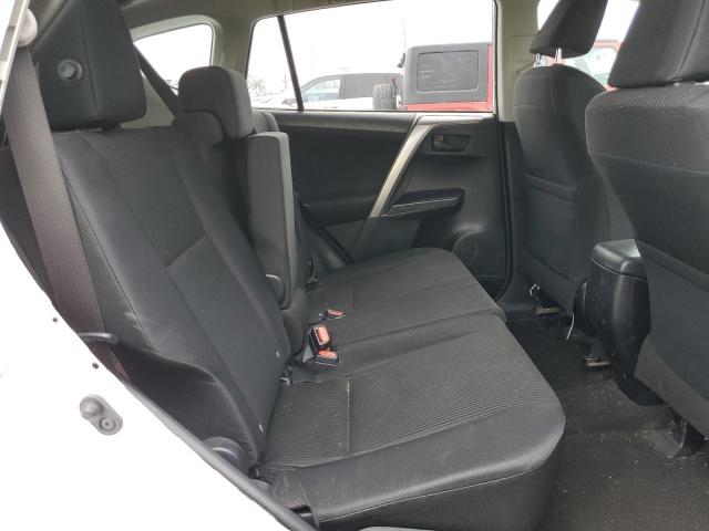 Photo 11 from auction – 2017 TOYOTA RAV4 LE with VIN JTMBFREV9HJ712240