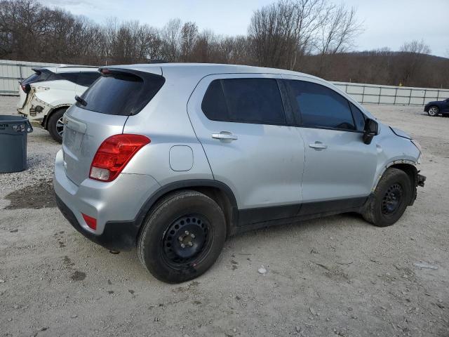 Photo 3 from auction – 2017 CHEVROLET TRAX LS with VIN KL7CJKSB2HB094688