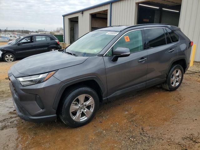 TOYOTA RAV4 XLE 2022 with VIN 2T3P1RFV4NW291981 - Photo from auction