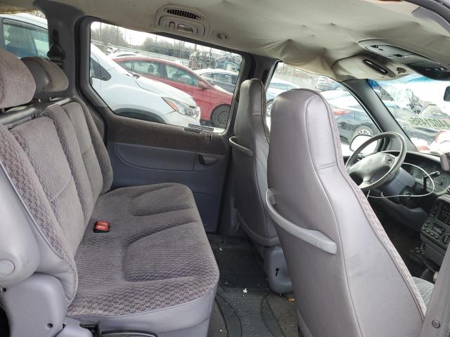 Photo 10 from auction – 2000 DODGE GRAND CARA with VIN 1B4GP44R6YB597002