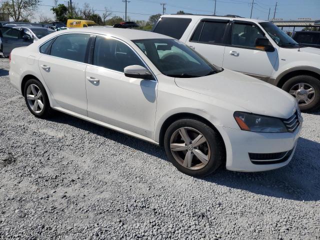 Photo 4 from auction – 2014 VOLKSWAGEN PASSAT SE with VIN 1VWBP7A36EC002280