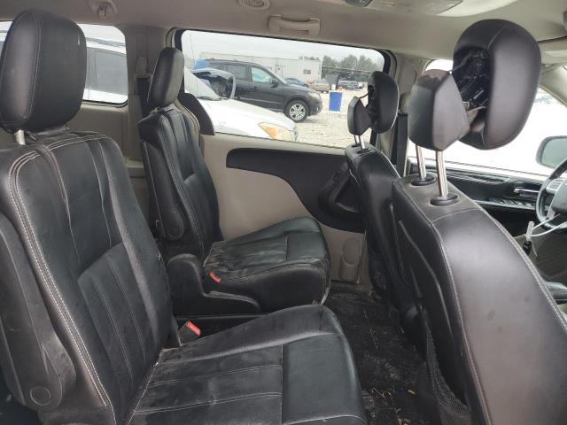 Photo 11 from auction – 2014 CHRYSLER TOWN & COU with VIN 2C4RC1BGXER343572