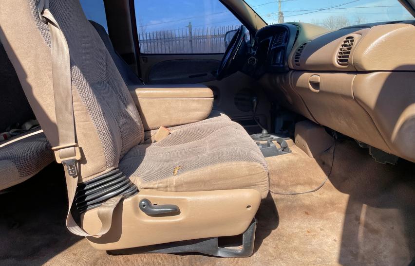 Photo 5 from auction – 2000 DODGE RAM 2500 with VIN 3B7KF2363YG104640