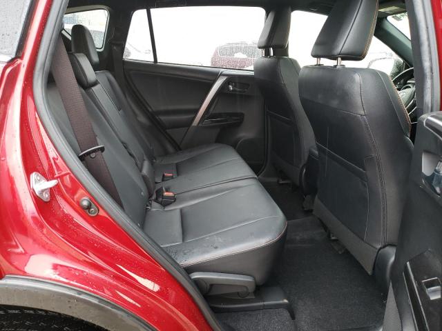 Photo 11 from auction – 2018 TOYOTA RAV4 SE with VIN JTMJFREV0JD223113