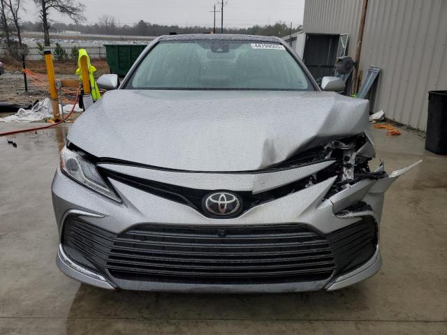 Photo 5 from auction – 2022 TOYOTA CAMRY XLE with VIN 4T1F11AK2NU717783