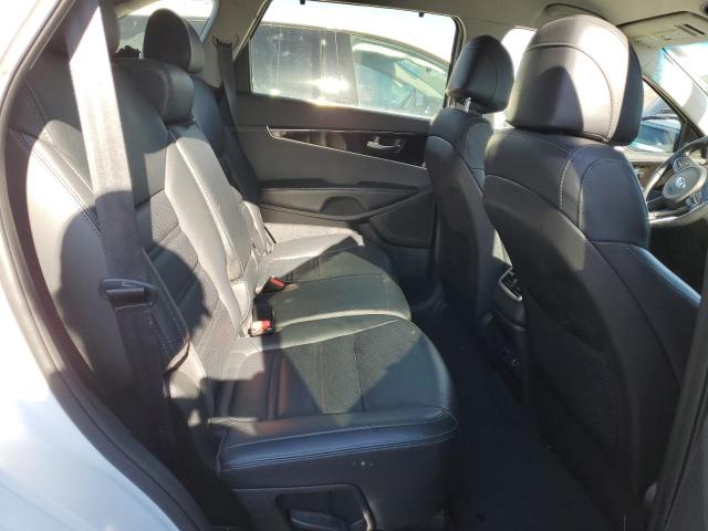 Photo 11 from auction – 2017 KIA SORENTO EX with VIN 5XYPHDA53HG338104